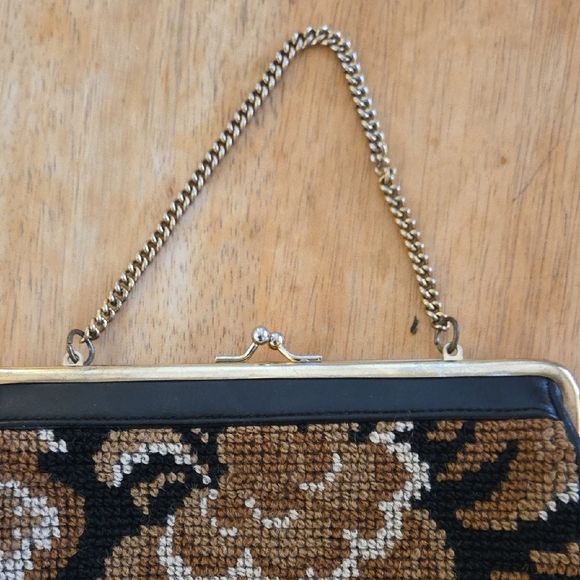 Elegant Black and Brown Handbag - Picture 4 of 8